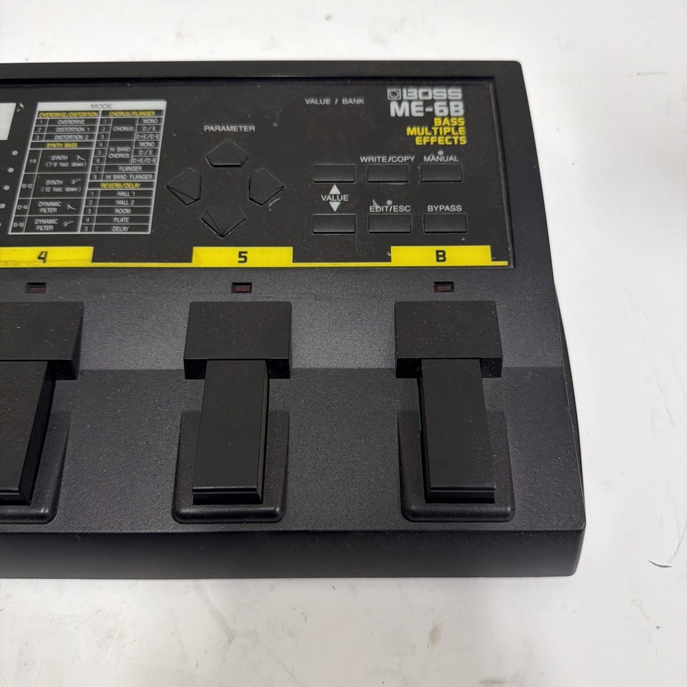 Boss ME-6B Bass Multiple Effects