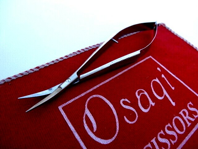 Dressmaking SPRING ACTION Embroidery Machine Scissors_SQUEEZER