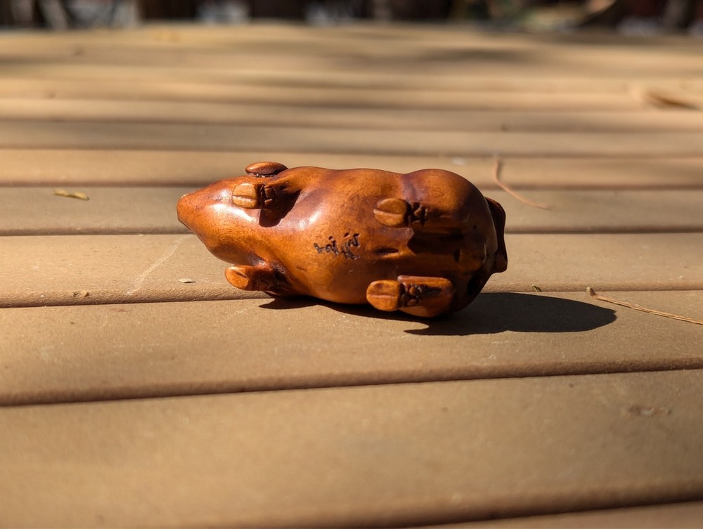 netsuke pig Japanese charm