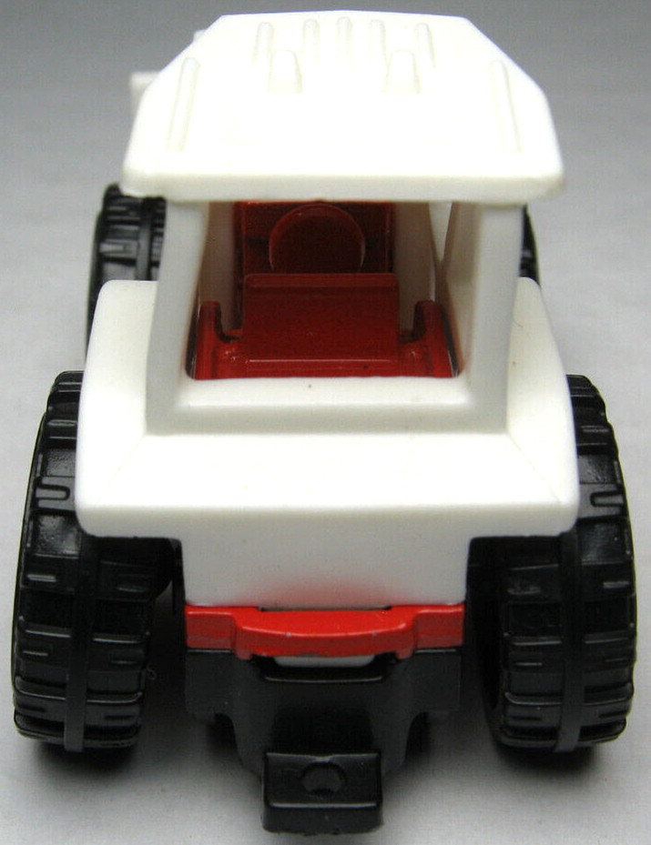 HOT WHEELS LOADER TRACTOR STUNT CIRCUIT RED & WHITE DIECAST - DATE ERROR PRODUCT