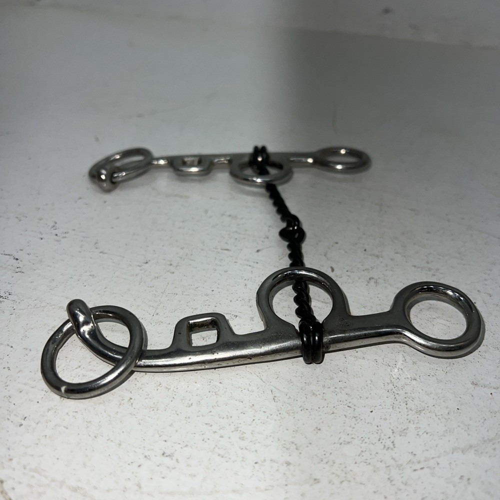 New Twisted Mouth Medium Shank Bit LLL-26