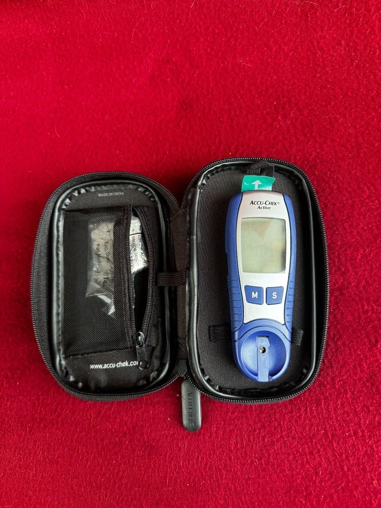 Roche Active Blood Glucose Meter Monitor Glucometer With Coding Chip