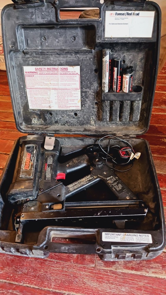 Ramset TrakFast  Redhead ITW 1200Redhead