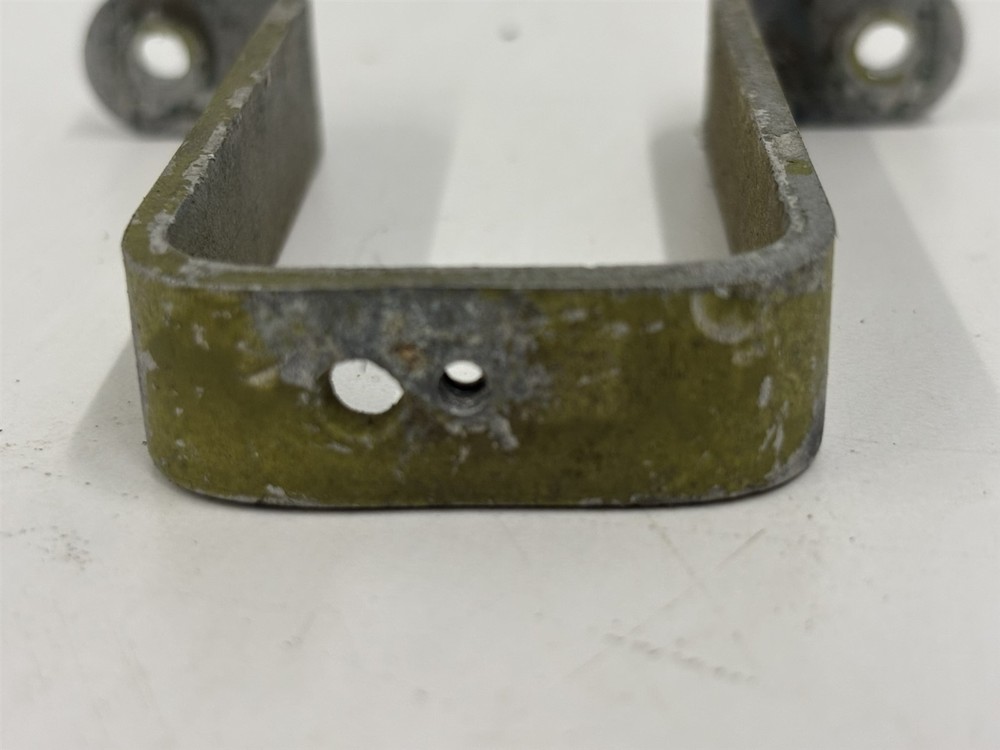 Luscombe Model 8 trim tab actuator mount bracket support