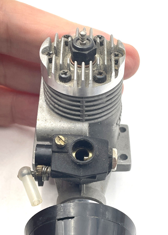 Thunder Tiger 15 Model Airplane Engine Motor Vintage
