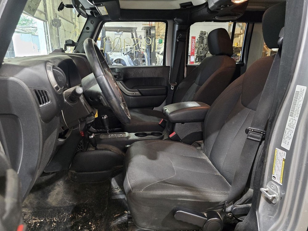 WRANGLER 2014 Transmission Shift 628870