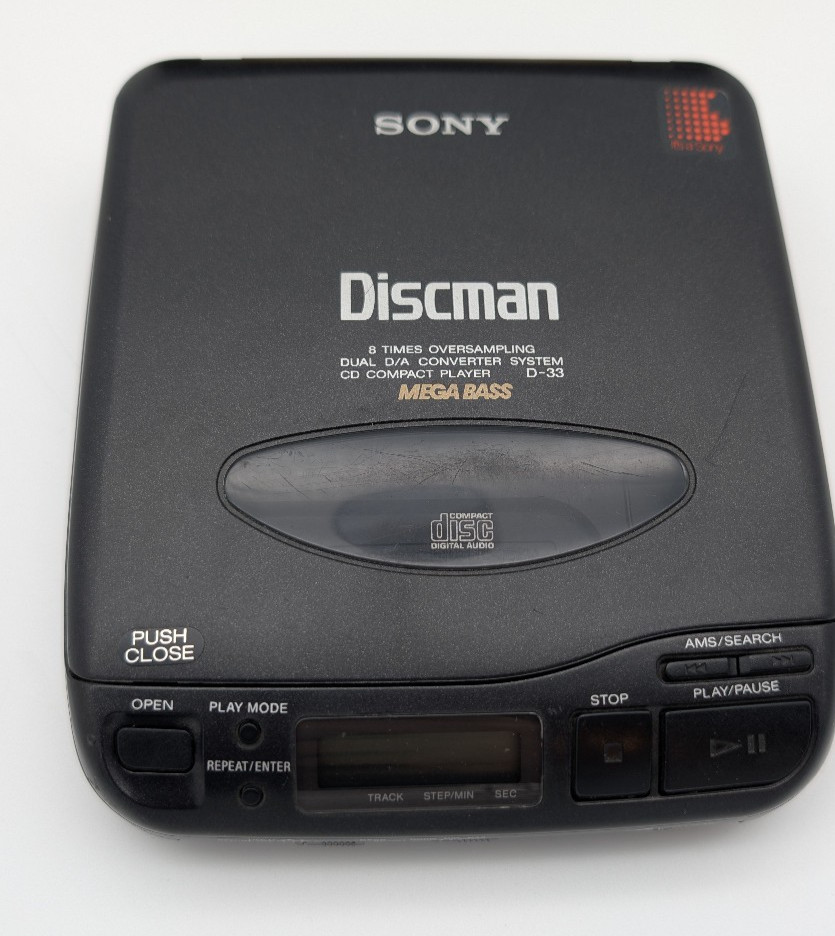 Sony D-33 Discman CD Player with Original Box, AC Adapter, Cable - Nice Unit