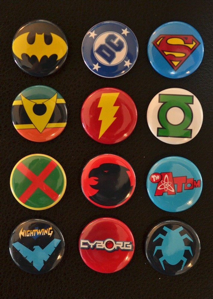 DC Comics Characters - Keychain - Choose From 12 Designs