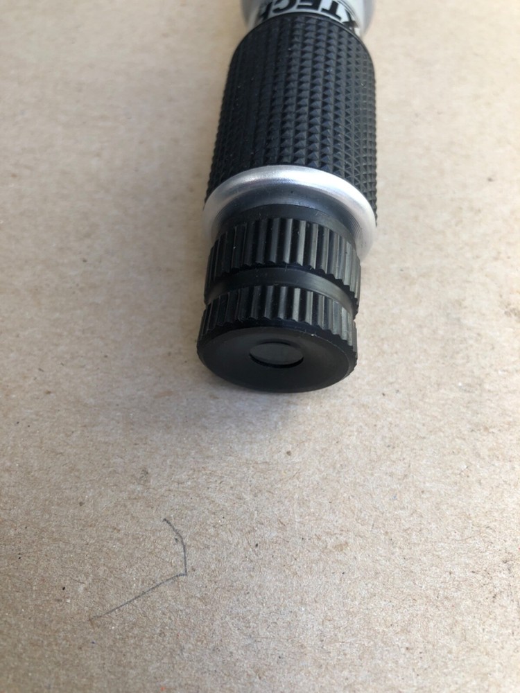 EXTECH Instruments Portable Retractometer RF40