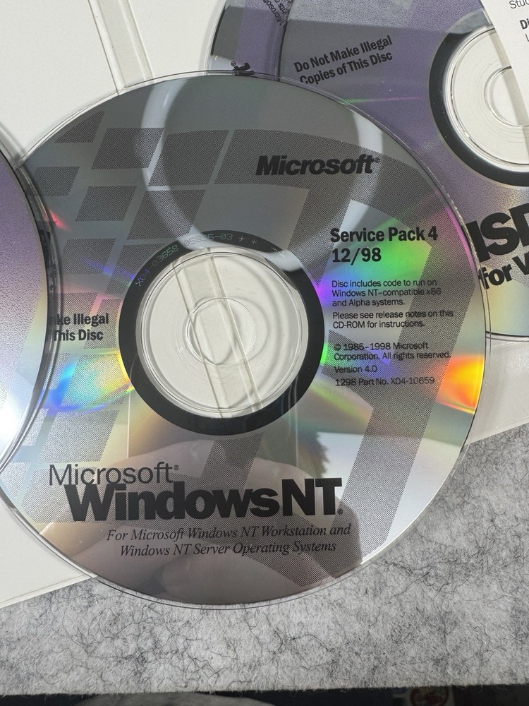 Microsoft Visual Basic Studio 6.0 Pro FoxPro C++ 659-00390 X04-86322 Software