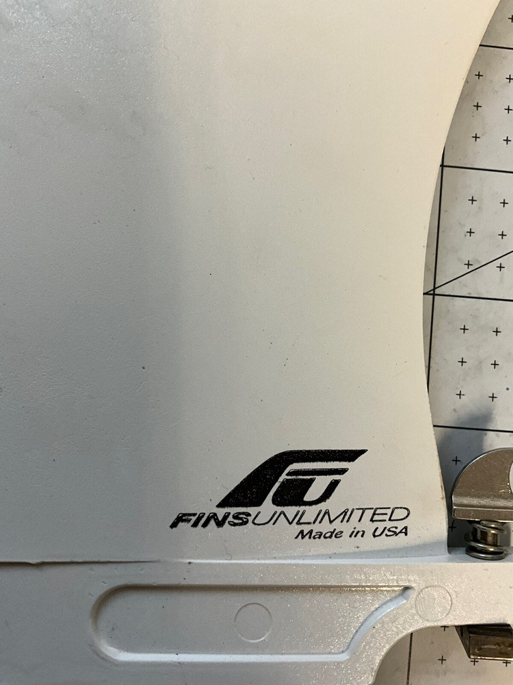 8 inch surfboard fin surf surfing Used