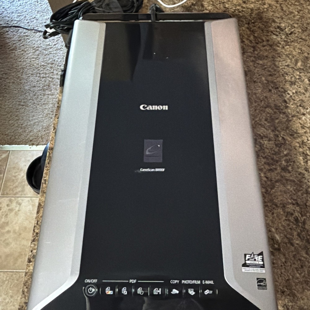 CANON Canoscan 8800F Flatbed Scanner
