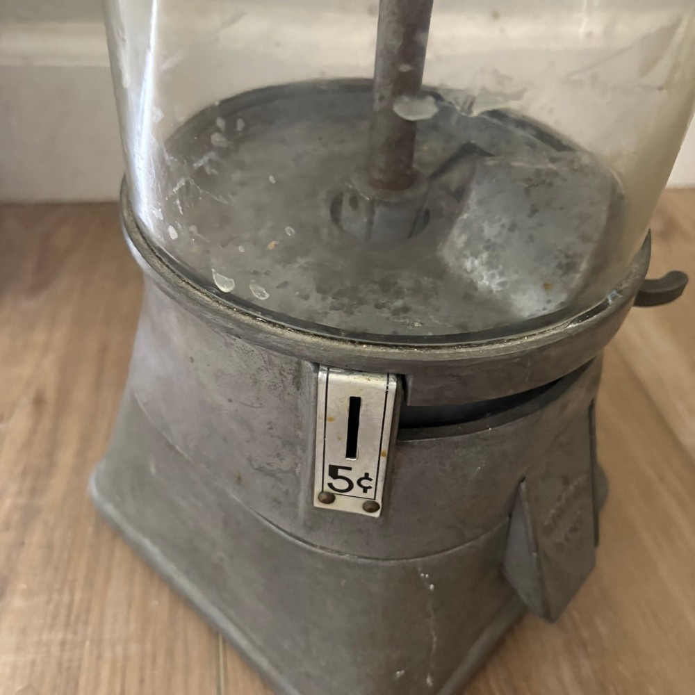 Vintage gum dispenser