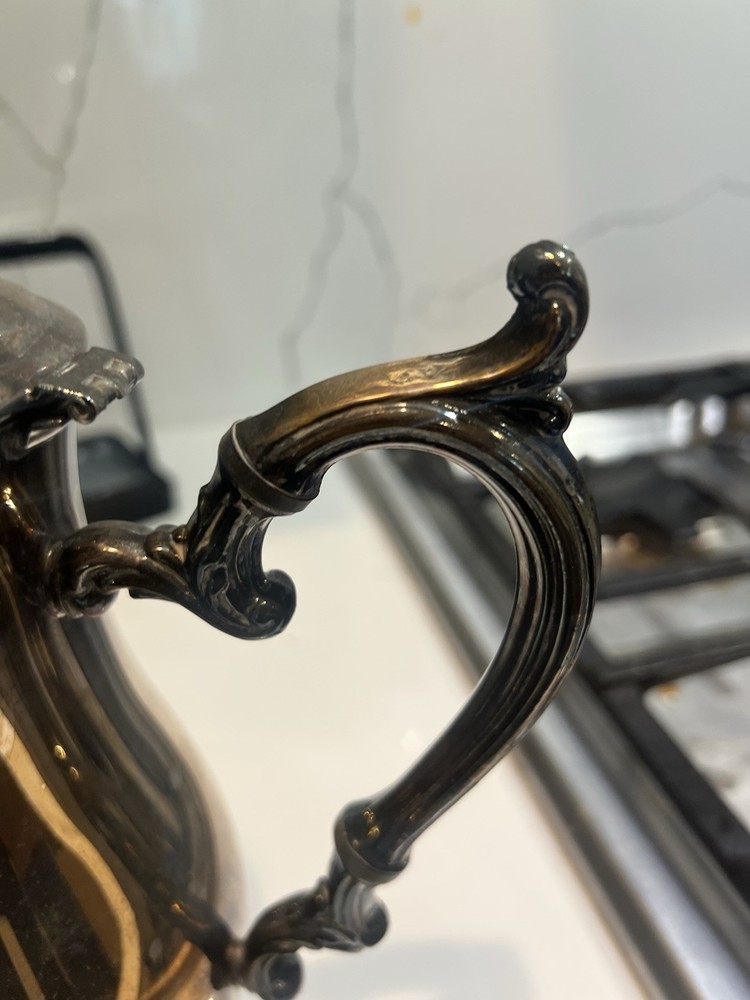 Vintage Silver Plated Tea Pot Excellent Condition!