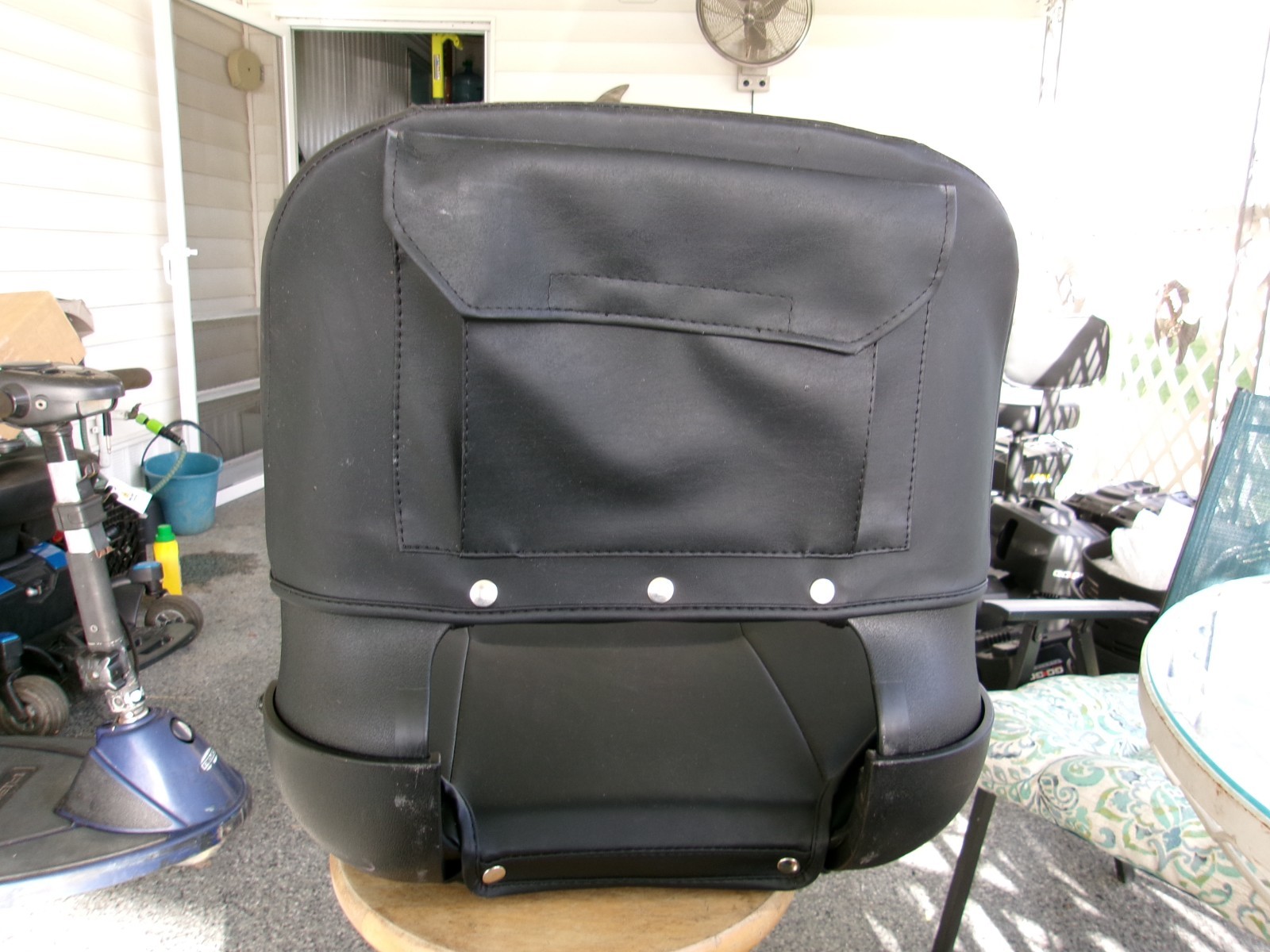 Pride Standard Universal Seat 17" with Pocket # 6128