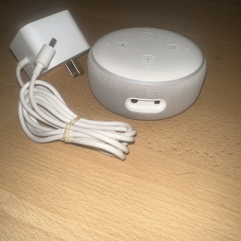 Amazon Echo Dot 3rd Gen Portable Wireless Smart Speaker Model D9N29T Not Tested