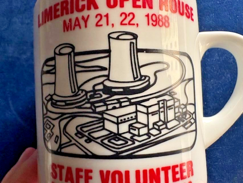 Vtg 1988 Limerick Nuclear Generating Station "Open House" Staff Vol. MUG - 3.5"
