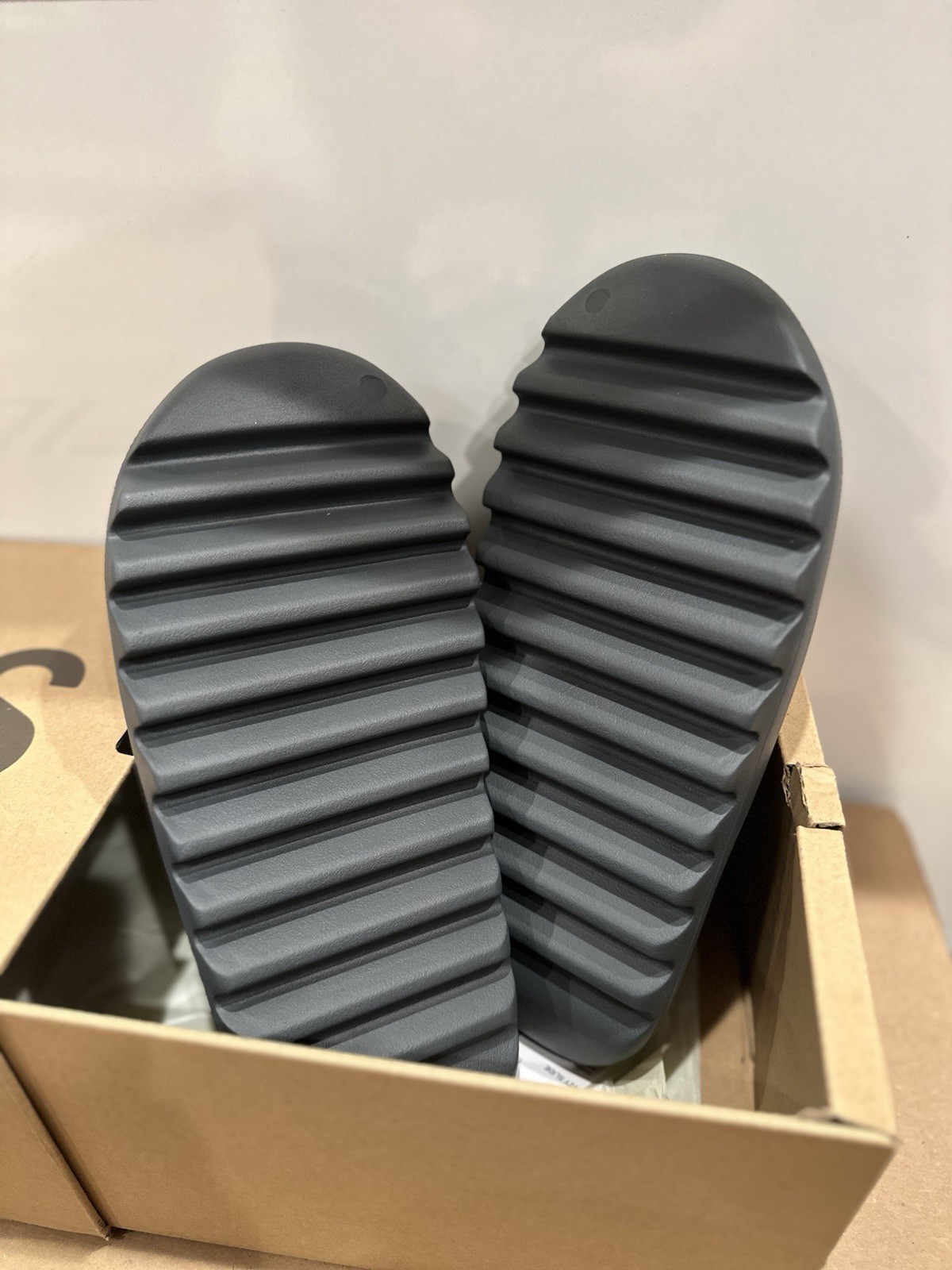 Adidas Yeezy Slide Slate Grey (SIZES 6-13 | 100% AUTHENTIC WITH RECEIPT) ID2350