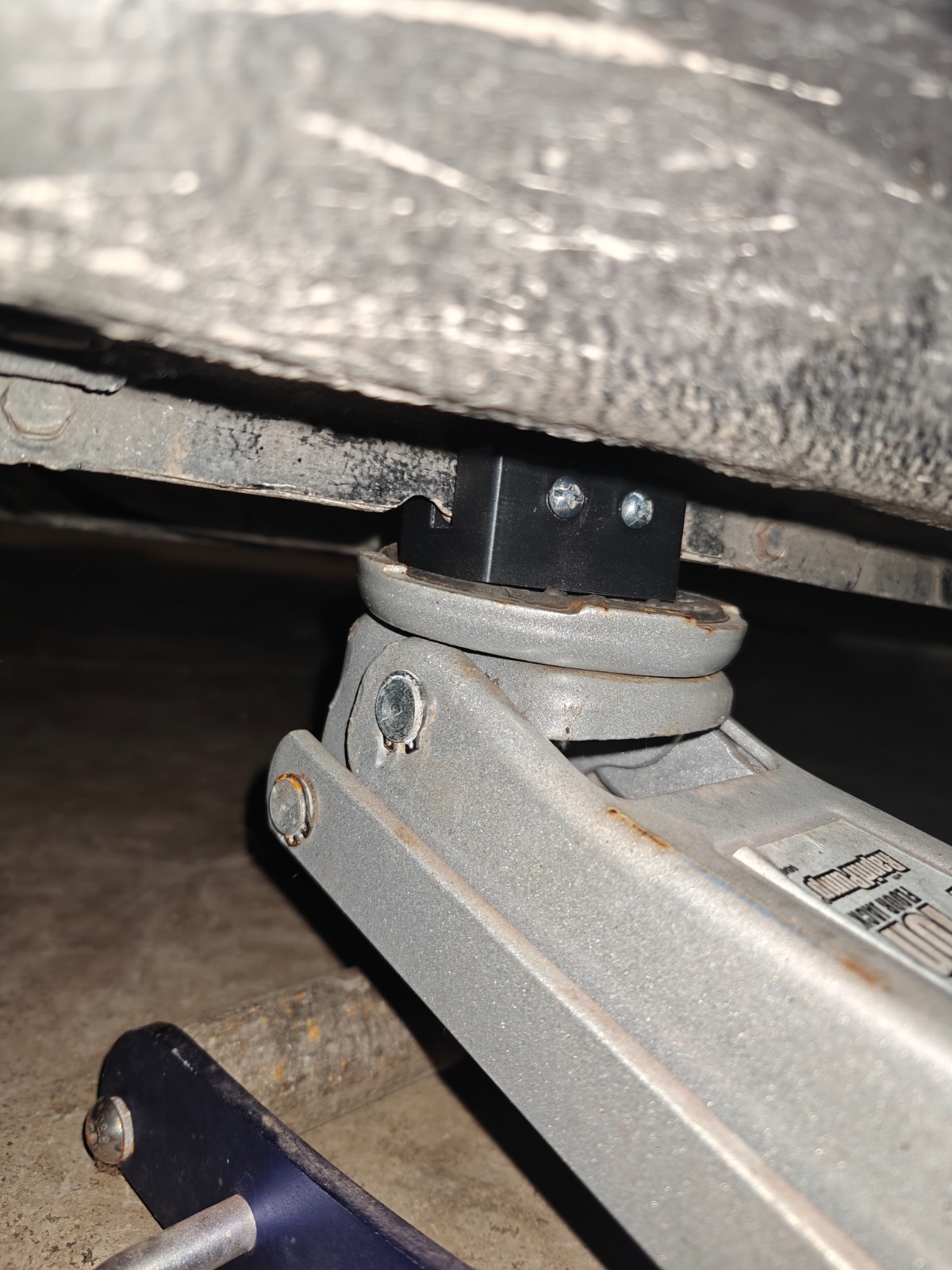 Set of 4 Pinch Weld Jack Pucks Stay-On - Clamp - BRZ 86 Miata Civic WRX Golf Q50