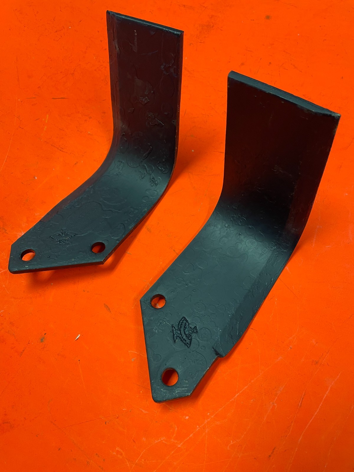 Pair L Shaped tine/blades for Kubota FL850 1000 1020 1270 tiller 70741-55850 /60