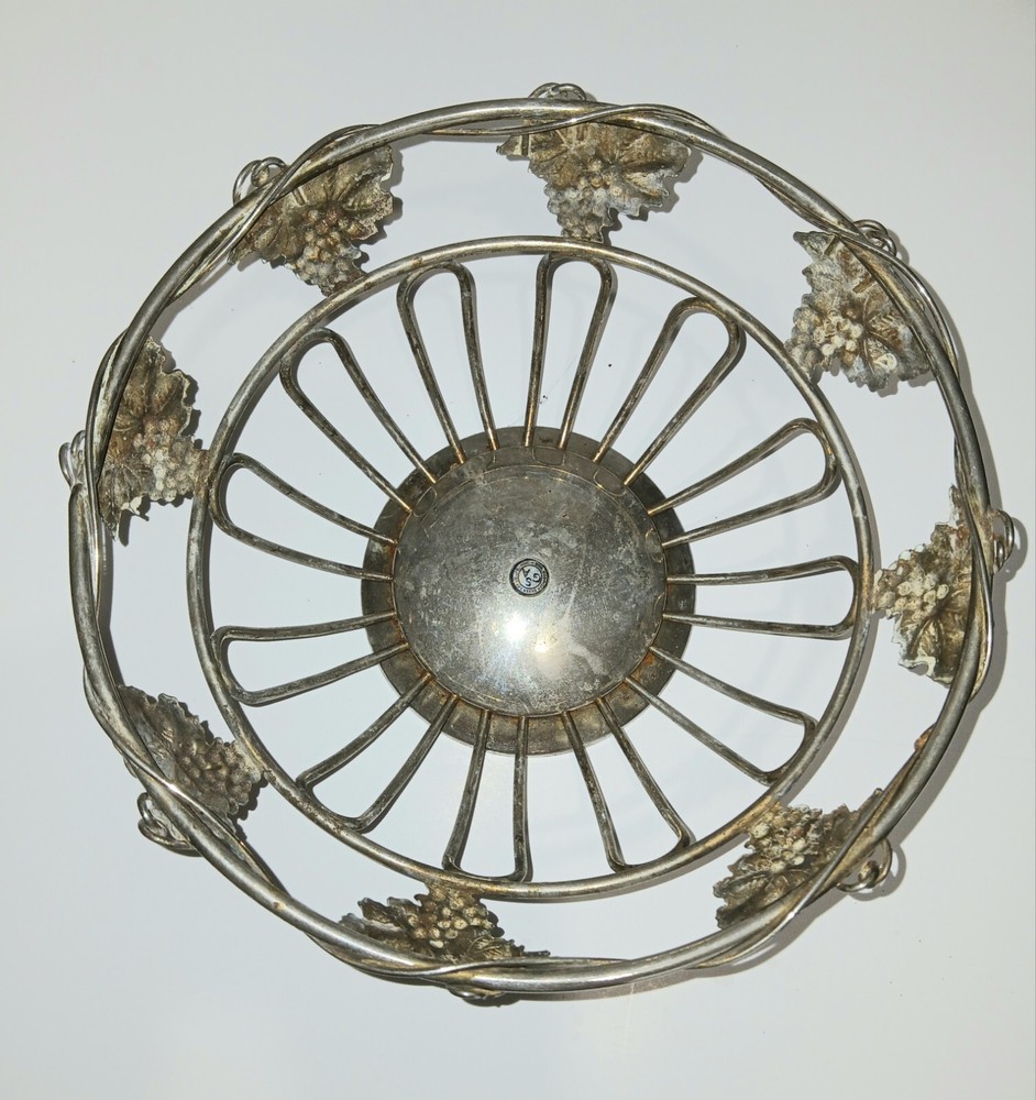 GODINGER Silver Plate Fruit Bowl Basket grapes/leaves/vines