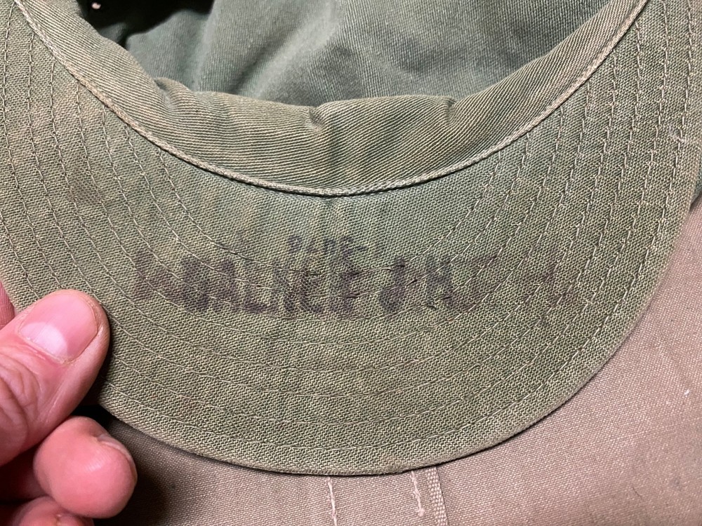 ORIGINAL POST WWII US USMC MARINE COMBAT FIELD UTILITY FIELD CAP-MEDIUM, SIZE 7