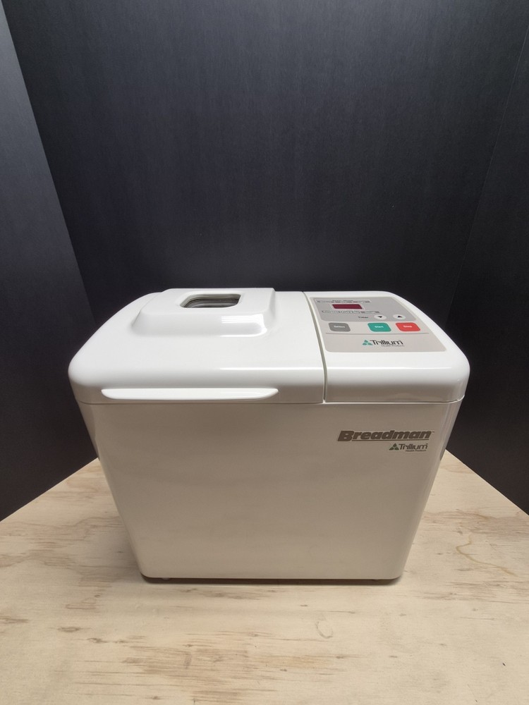 Breadman Trillium TR-500 Automatic Bread Maker Machine White  Pan & Paddle Japan