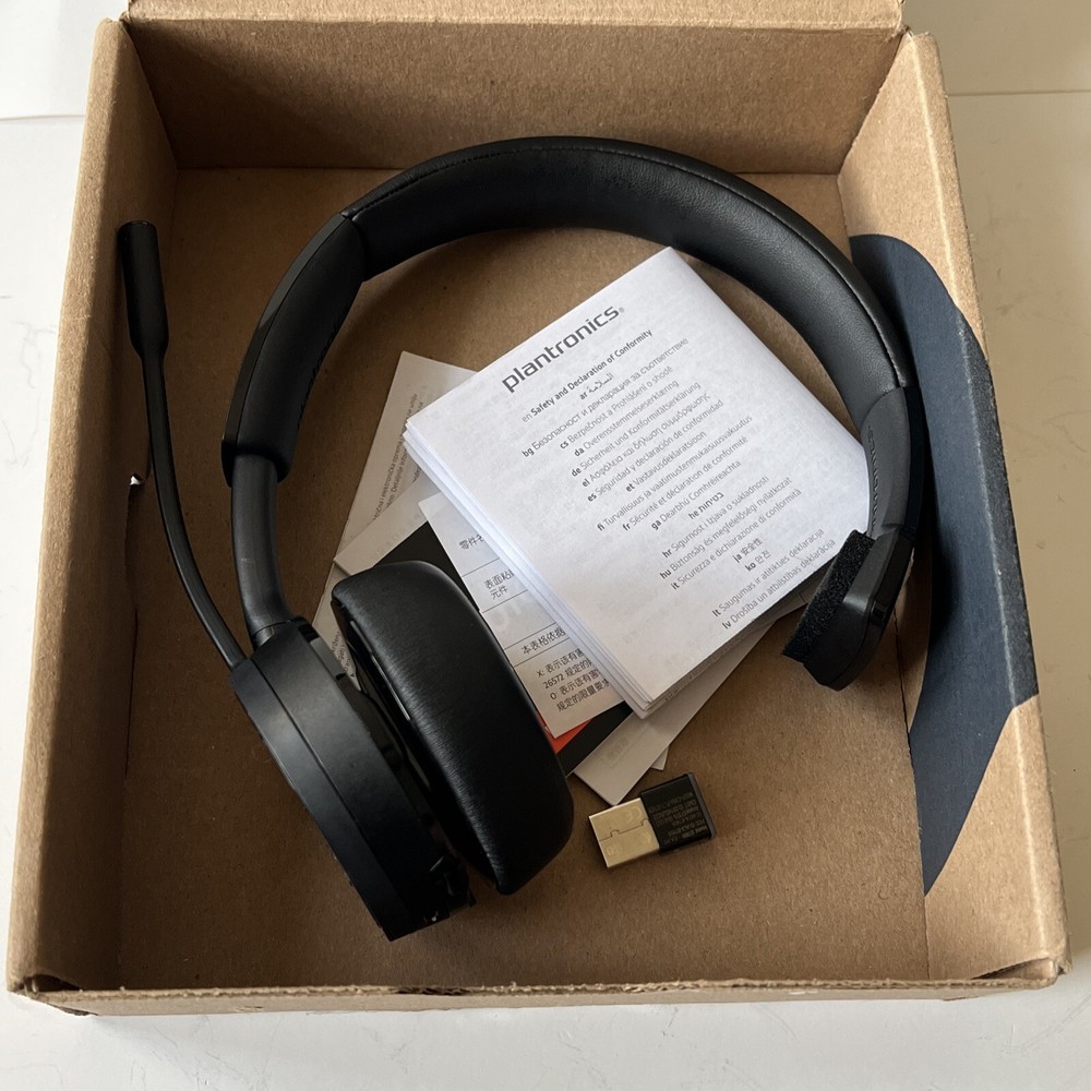 Plantronics Voyager 4210 UC Headset MISSING USB CABLE - wireless CUSTOMER RETURN