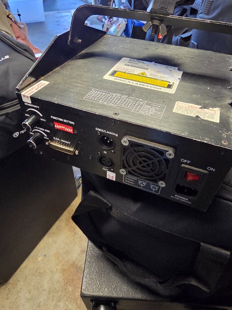 X laser mobile beat max laser light show machine