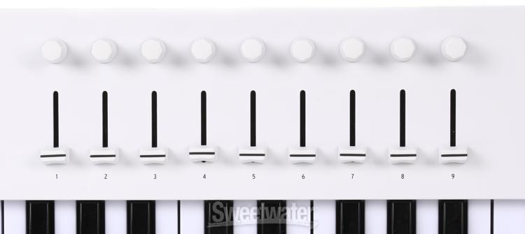 Arturia KeyLab Essential mk3 61-key Keyboard Controller - White