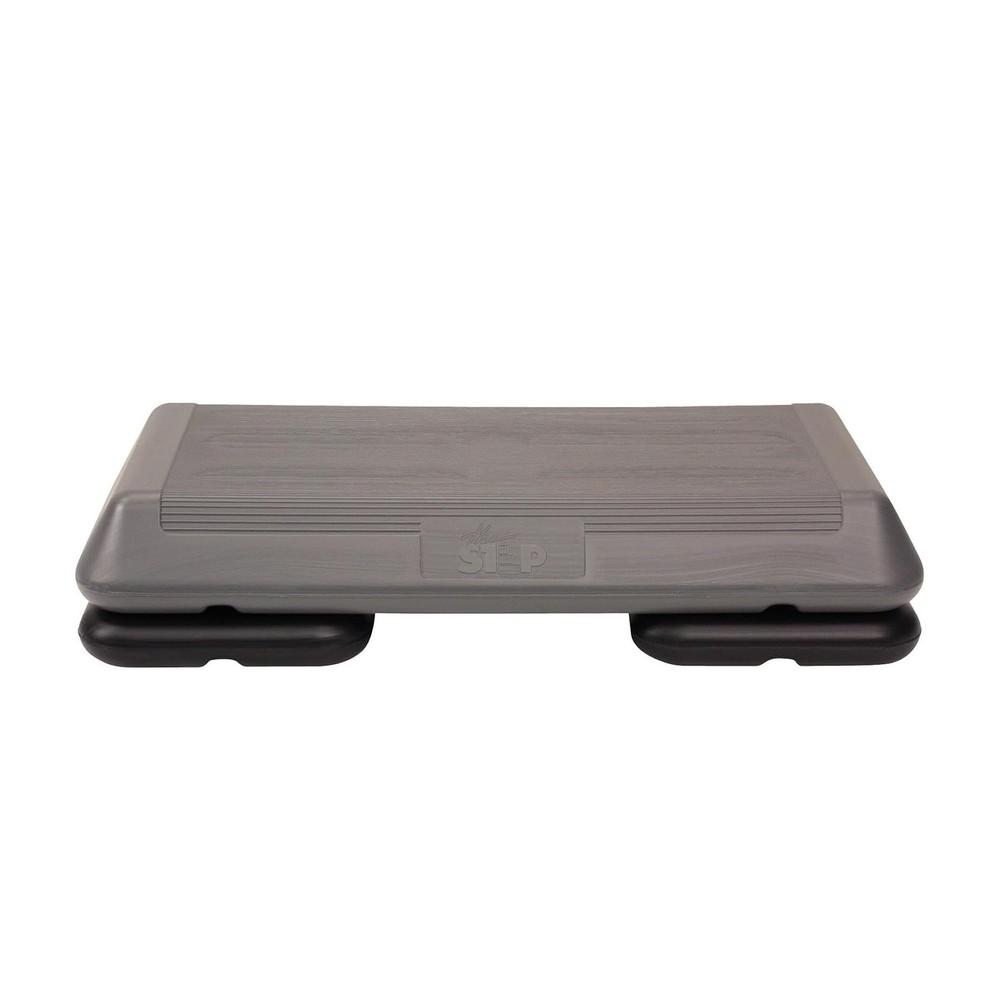 Aerobic step platform circuit size with 4 risers 4–6" height