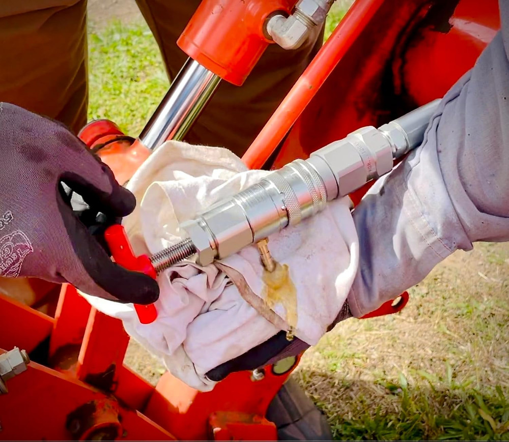 The Original Hydraulic Quick Coupling Pressure Decompression Relief Release Tool