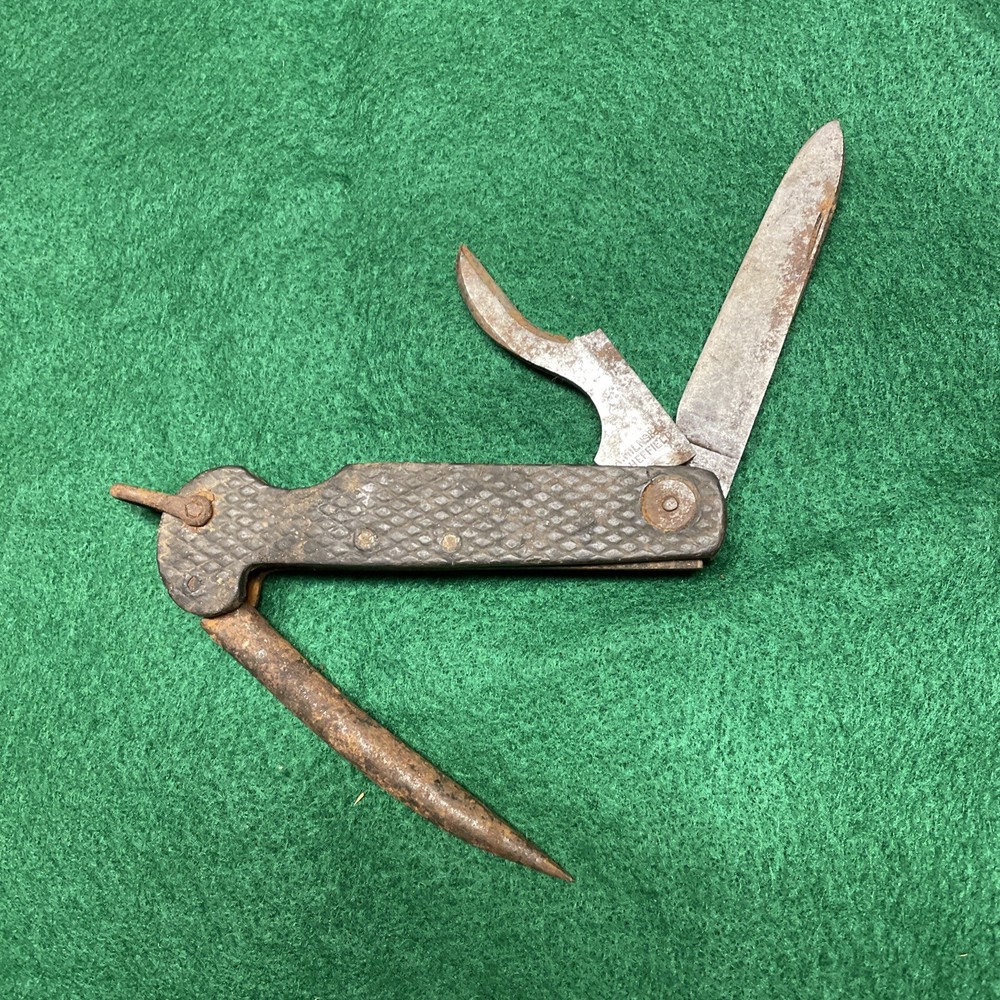 WW2 British Pocket Knife Sheffield "AS Is".