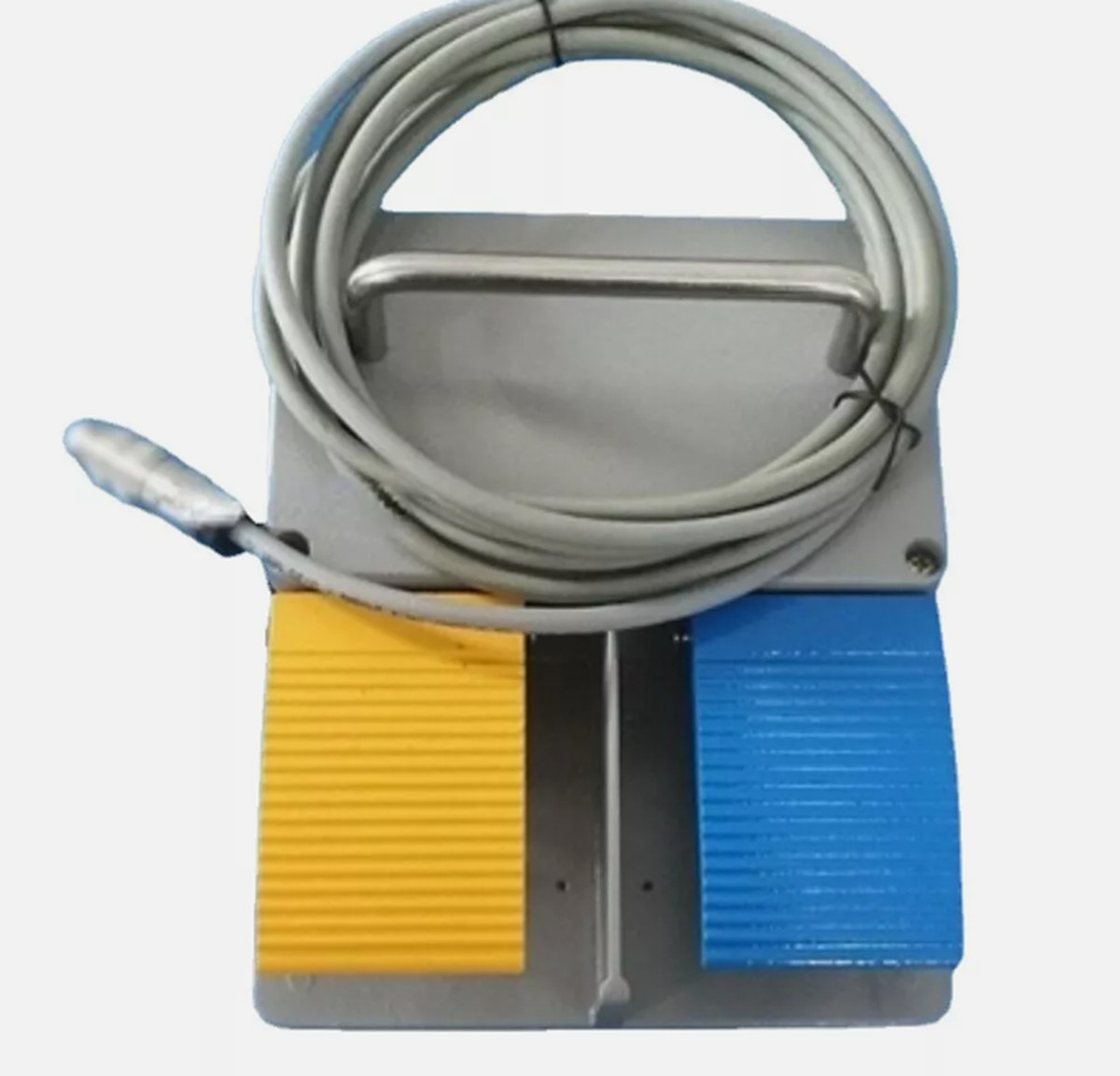 One Brand New fits Olympus WB50402W Foot Switch ESG400