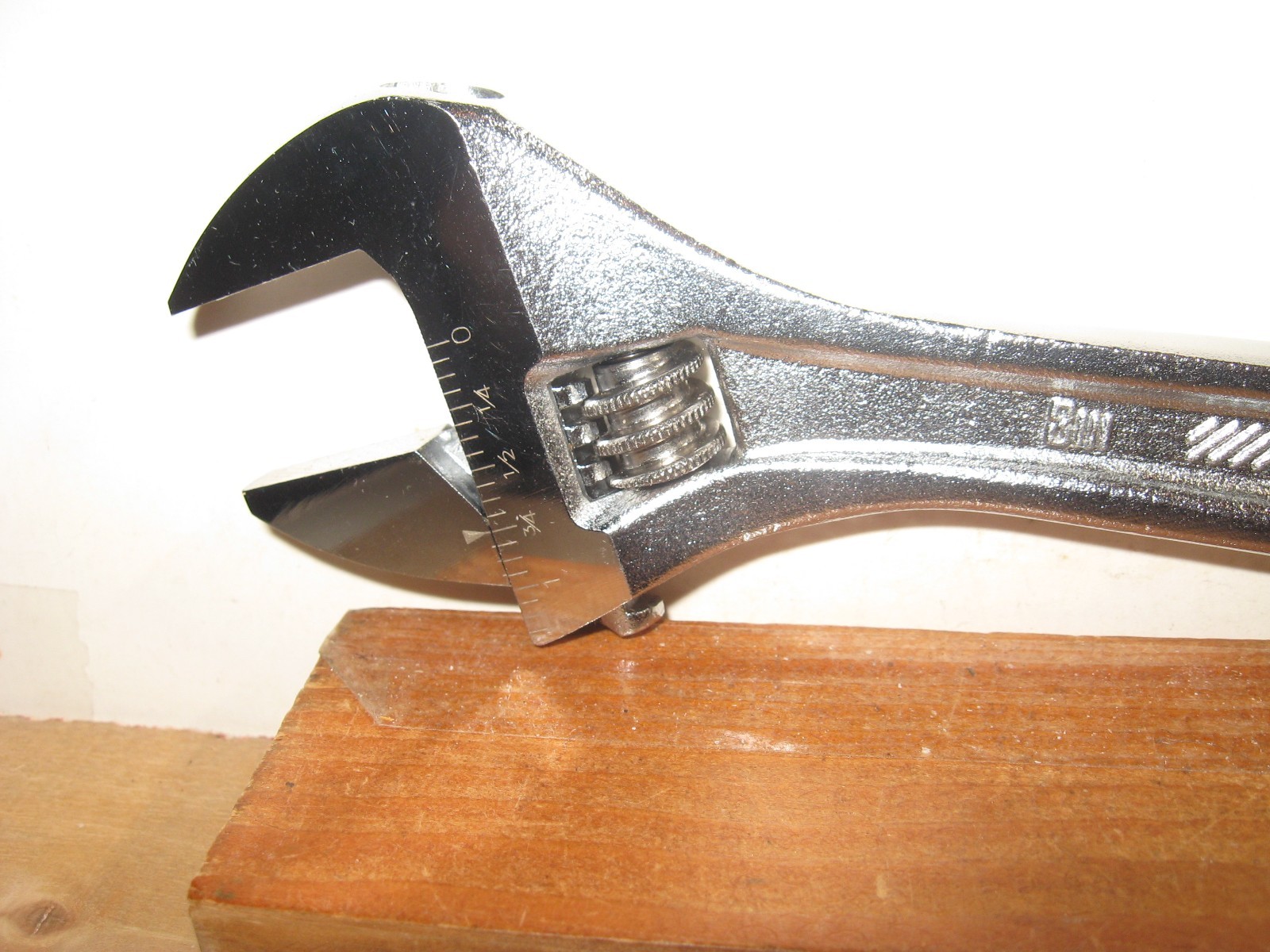 Craftsman 8 in. / 200mm Adjustable Wrench =-Excellent