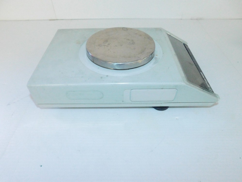 METTLER PM100 LAB SCALE (LSB32)