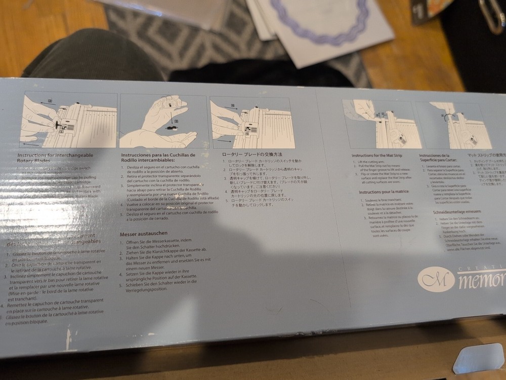 Creative Memories 12" Rotary Trimmer Paper Cutter 2009 EUC