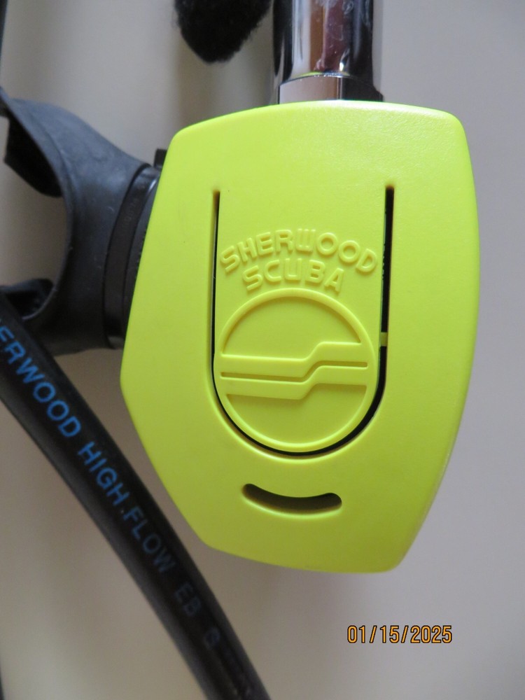 Sherwood Dive Regulator with Oceanic Dive Computer