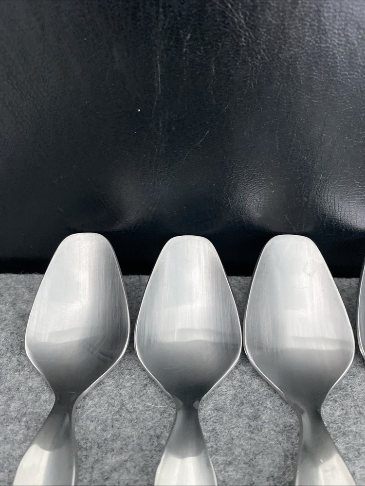 4 Retroneu 18/10 Stainless SILHOUETTE Flatware Dinner Spoon Flatware