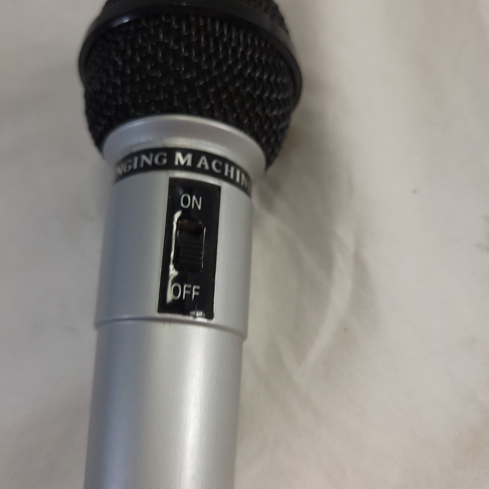 The Singing Machine Co - 7'' Microphone, Silver with Black Cord