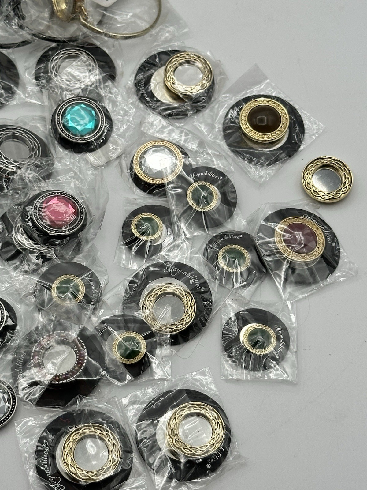 Magnabilities 19 Bracelets 50 Inserts And 2 Pendants Lot All New Pieces