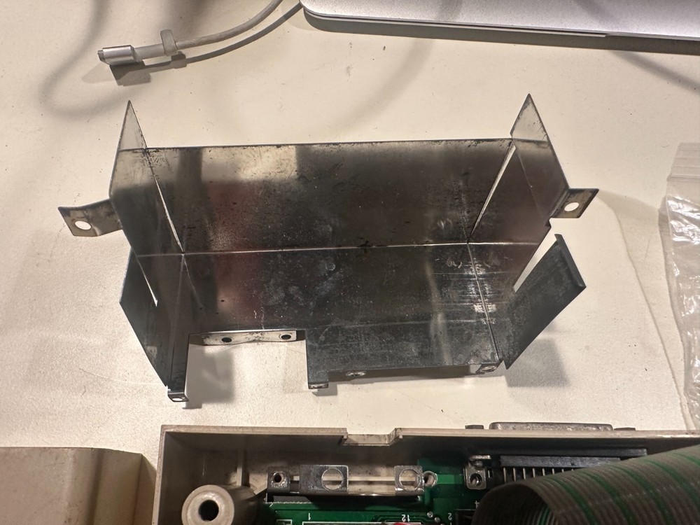 Commodore Amiga 1010 External Floppy Drive Enclosure CASING ONLY READ