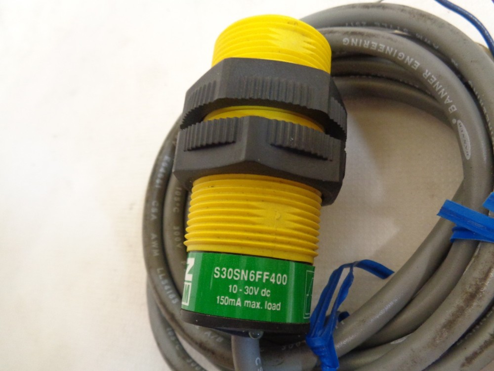 NEW BANNER S30SN6FF400 PHOTOELECTRIC SENSOR