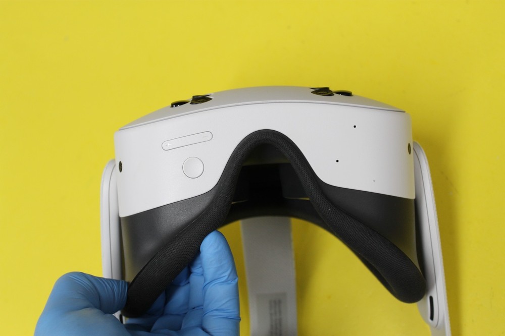 Meta Quest 3S 256GB VR Headset Only, Great Condition (No Controllers)