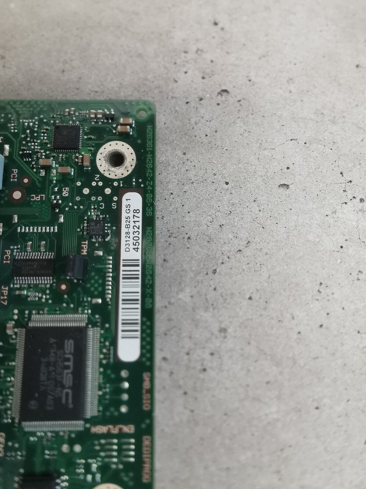 Fujitsu D3128-B25 GS 1 Intel C600 (prof. X79) Socket 2011 w/ Processor + RAM