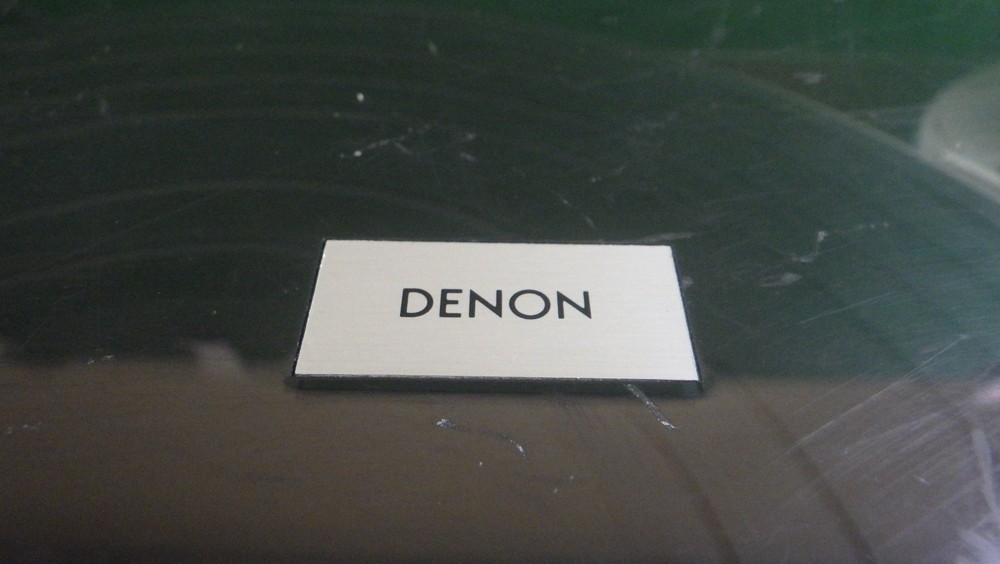 Vintage Denon phonograph-turntable DP-37F Microprocesor Controlled Automatic