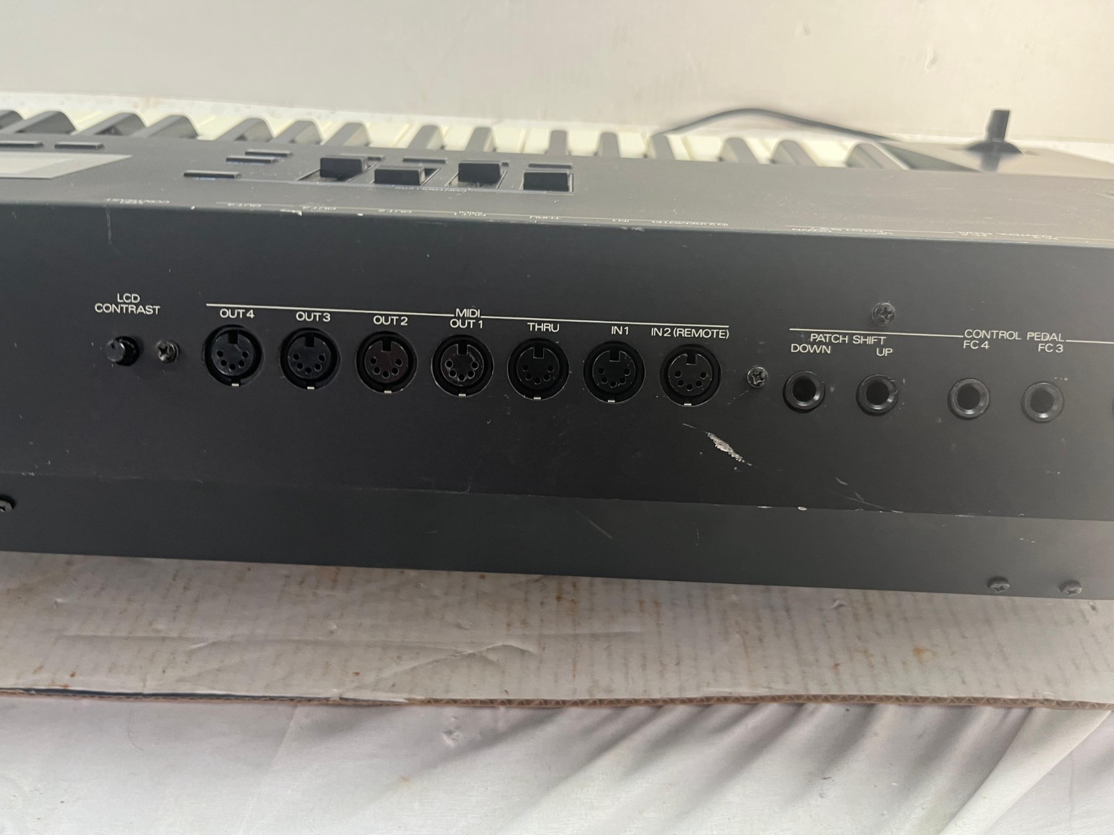 Roland A-80 Professional MIDI Keyboard Controller – Tested, Good Condition