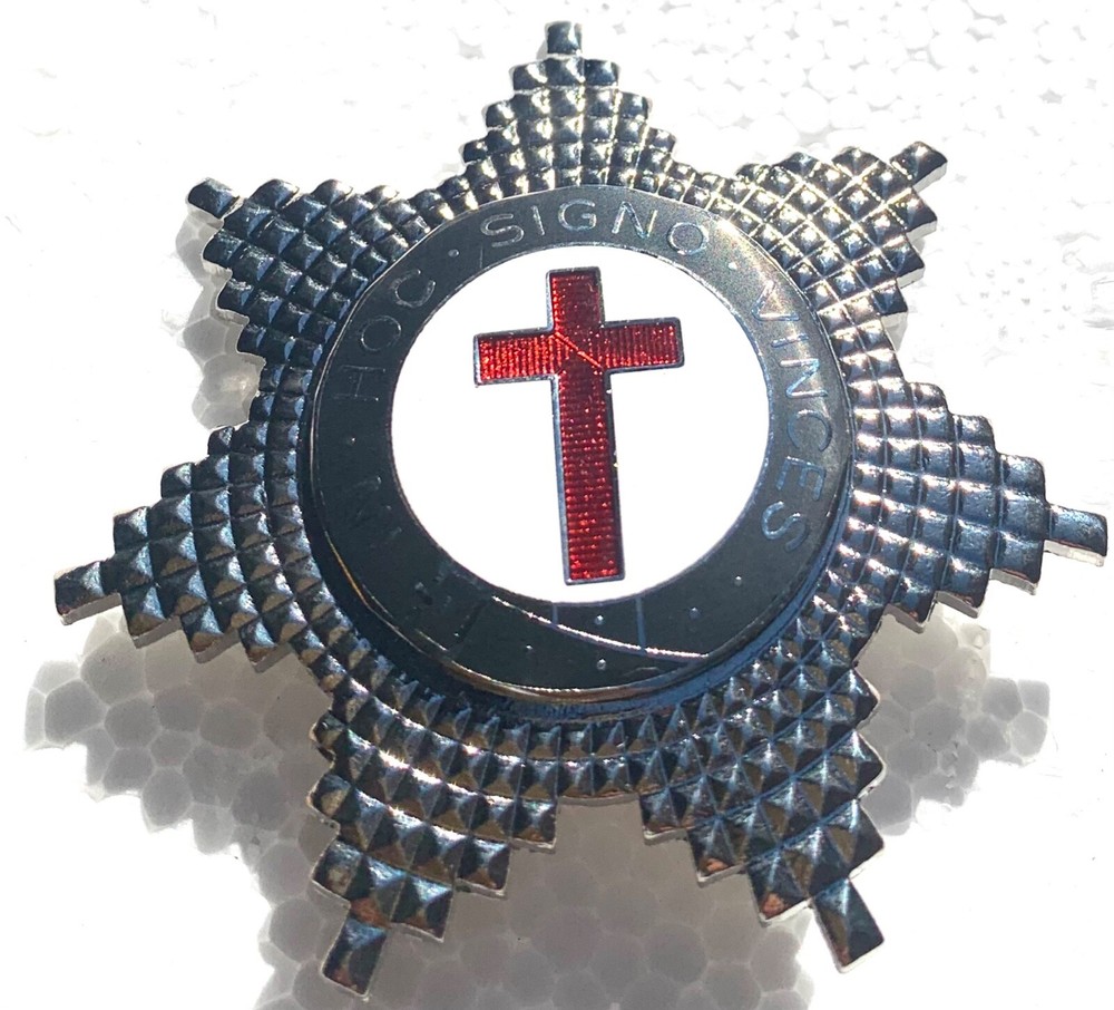 Knights Templar Silver uniform badge