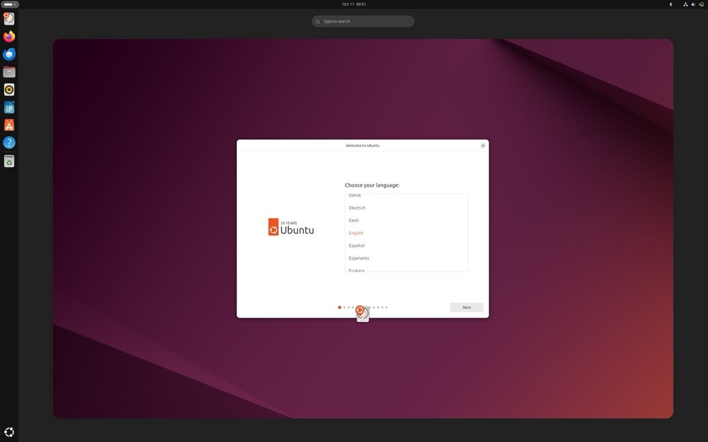 UBUNTU LINUX 25.10 BOOTABLE LIVE/ Installer USB FLASH DRIVE 64 BIT LINUX Ubuntu