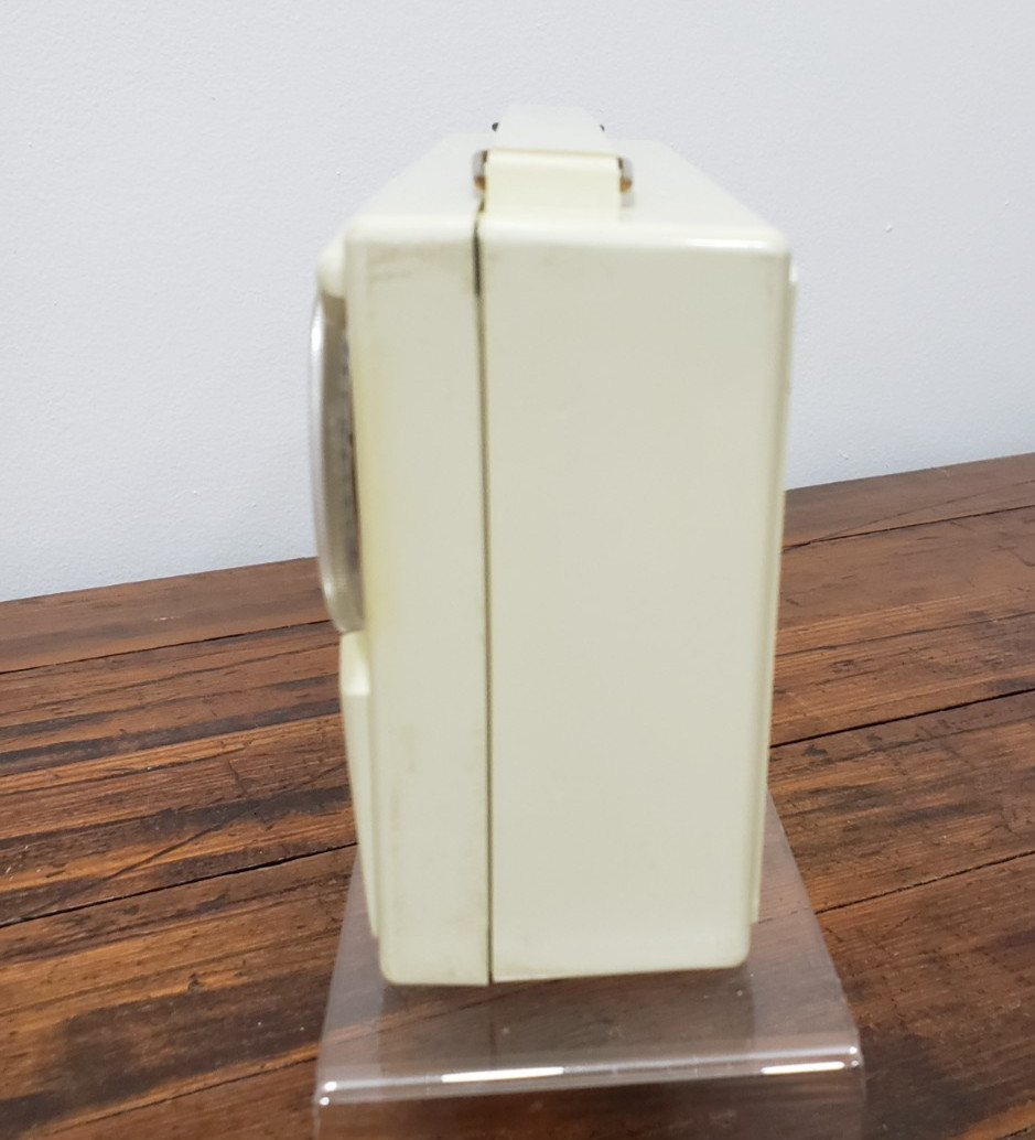 Vintage General Electric P808A Superheterodyne AM Transistor Radio NOT TESTED